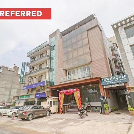 Townhouse 450 Dwarka Hotel Delhi  Exterior photo