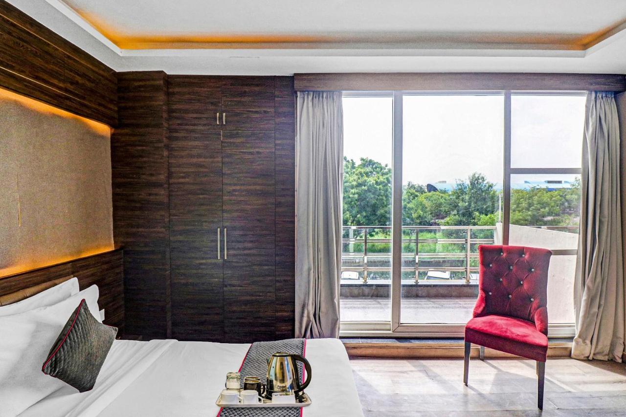 Townhouse 450 Dwarka Hotel Delhi  Exterior photo